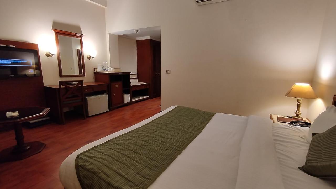 Hotel Sepal Bathinda Kültér fotó