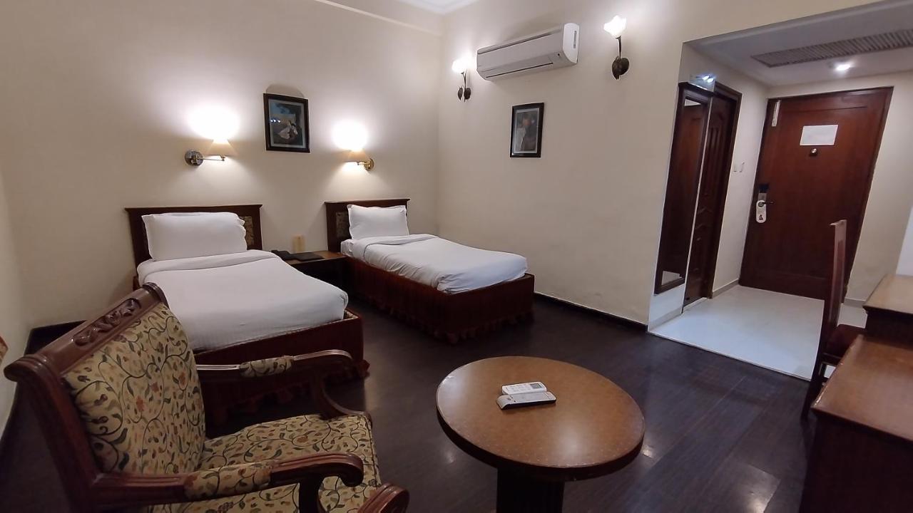 Hotel Sepal Bathinda Kültér fotó