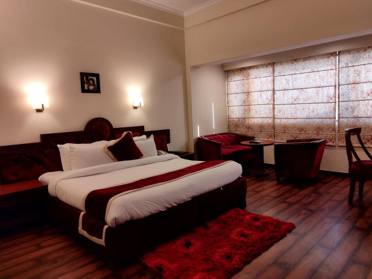 Hotel Sepal Bathinda Kültér fotó