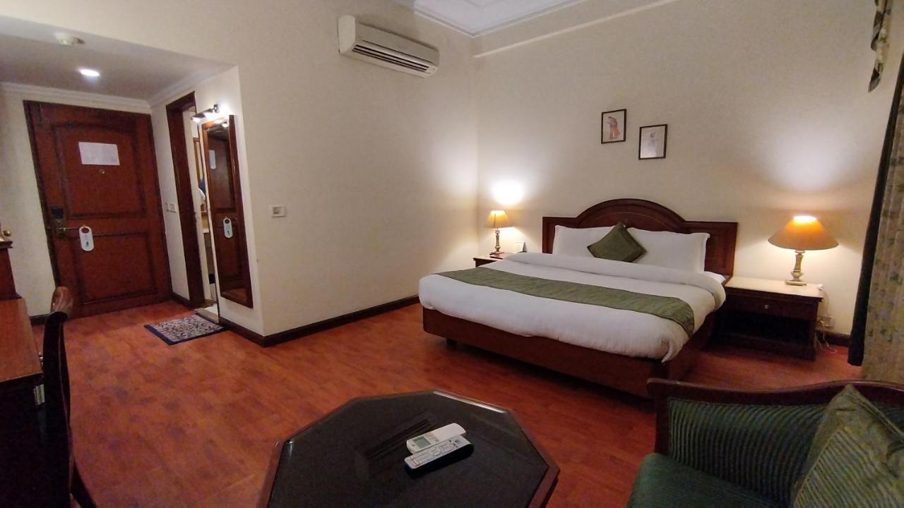 Hotel Sepal Bathinda Kültér fotó