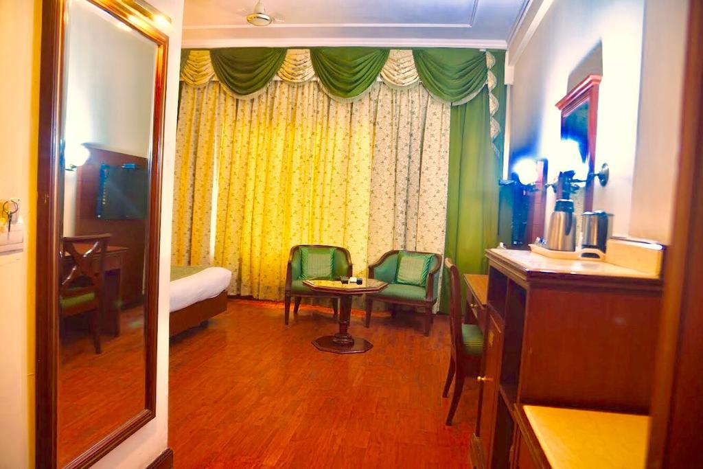 Hotel Sepal Bathinda Kültér fotó