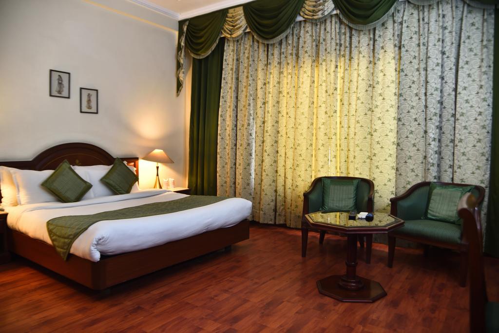 Hotel Sepal Bathinda Kültér fotó